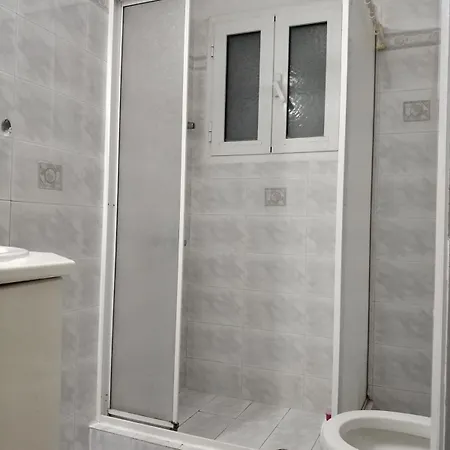 דירה Cosy House 50m Of Kalamia 80 Sqm