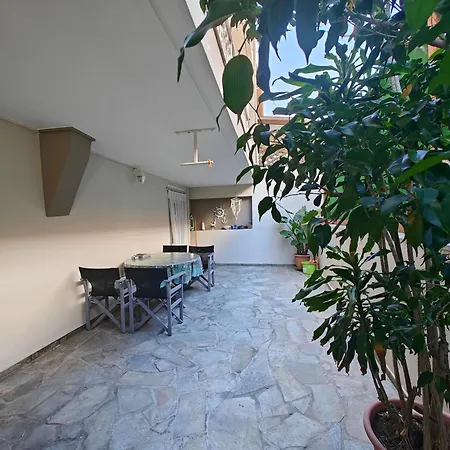 Cosy House 50m Of Kalamia 80 Sqm Апартаменты *
